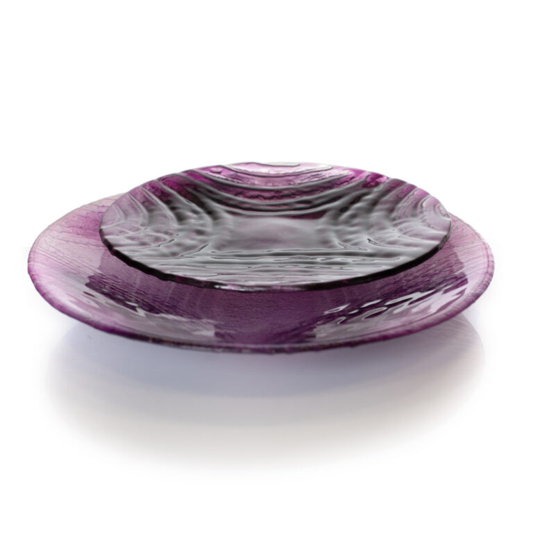 Od tafli szkła do dzieła sztuki – magia fusingu i precyzja form ceramicznych